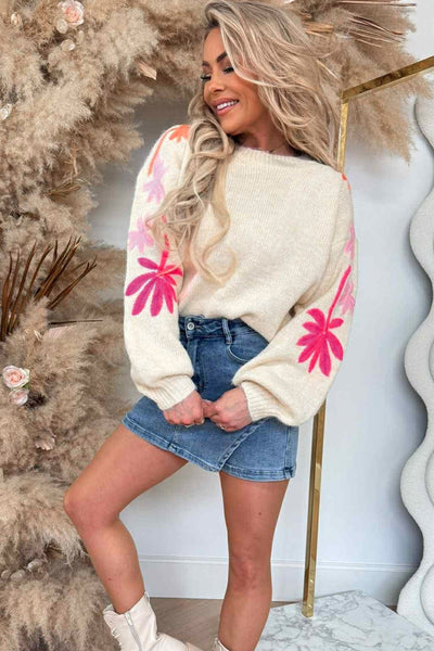 Cozy Women's Beige Floral Embroidered Sweater - Loose Fit Round Neck Knit for Effortless Fall Style and Comfort