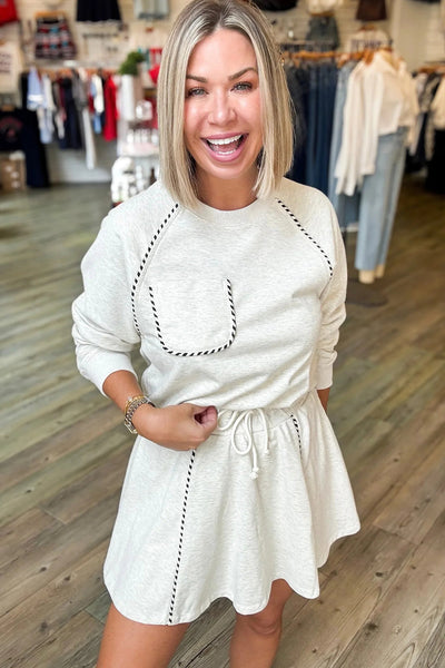 Women's Light Grey Striped Raglan Sleeve Activewear Set - Trendy Top & Mini Skort for Ultimate Comfort and Style