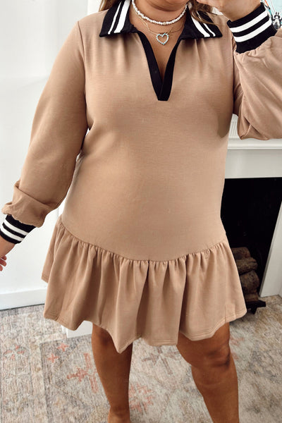 Plus Size Women's Pale Khaki Ruffle Hem Dress with Contrast Cuffed Collar for Effortless Chic Look