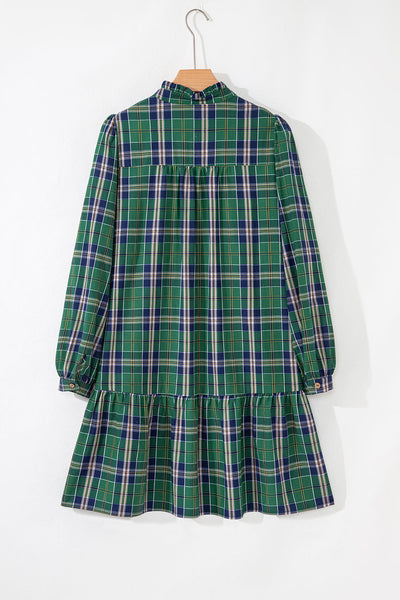 Plus Size Women's Green Plaid Mini Dress - Stylish Long Sleeve Shift with Notched Neck for Effortless Chic Looks