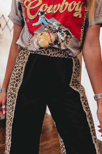 Trendy Women's Black Leopard Patchwork Wide Leg Jeans with Frayed Hem - Effortlessly Chic Casual Fashion