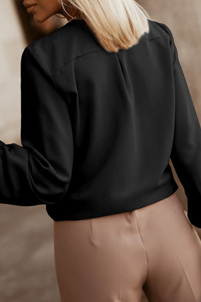 Chic Black Crew Neck Gathered Shirt for Women - Effortless Style with Stretch Cuffs for All-Day Comfort