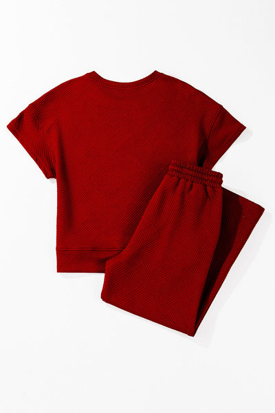 Women's Red Dahlia Textured Lounge Set: Loose Fit T-Shirt & Cozy Drawstring Pants for Casual Comfort
