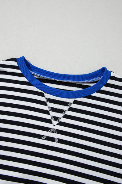 Cozy Women's Black Striped Oversized Sweatshirt with Contrast Trim - Perfect for Casual Days and Effortless Style