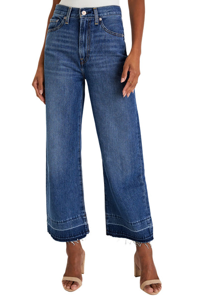 Light Blue Women's Cropped Loose-Fit Jeans - Trendy Casual Bottoms for Comfortable, Effortless Style