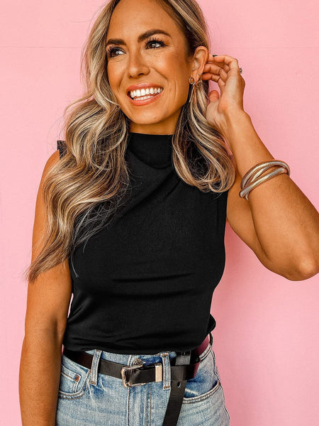 Asymmetrical Halter Neck Backless Ruched Crop Hoodie