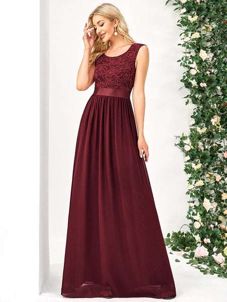 Elegant Lace Bridesmaid Dresses In Fashion