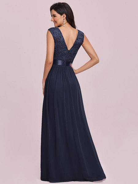 Elegant Lace Bridesmaid Dresses In Fashion