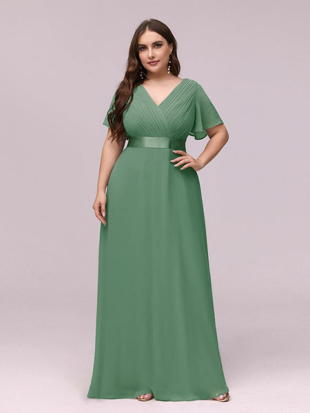 Elegant Plus Size V-Back Bridesmaid Dress with Short Sleeves