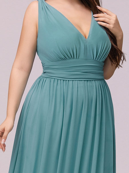Chic V-Neck Chiffon Evening Gown for Plus Size Ladies