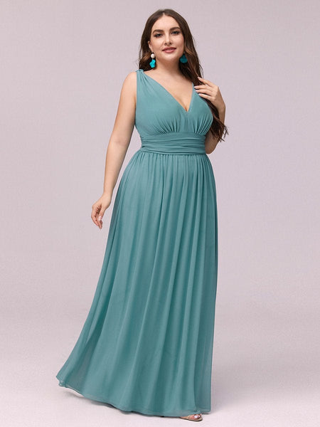 Chic V-Neck Chiffon Evening Gown for Plus Size Ladies
