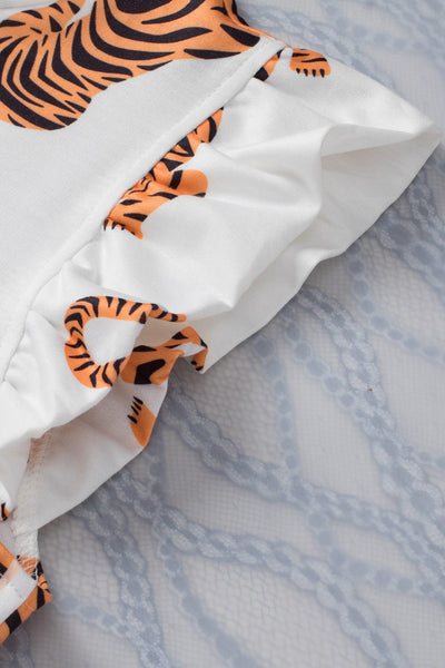 Elegant White Tiger Print Short Sleeve Blouse with Flutter Sleeves