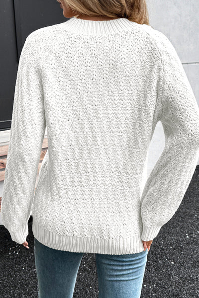 Chic White Loose-Fit Sweater for Women - Cozy Casual Knitwear for Effortless Style and All-Day Comfort