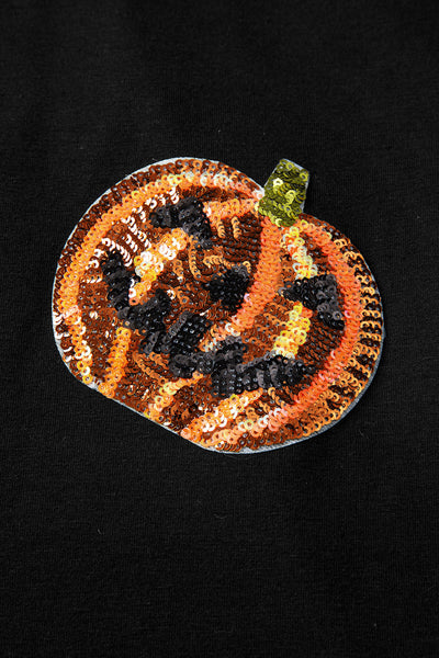 Women's Black Sequin Pumpkin Face Halloween T-Shirt - Fun, Festive, and Comfortable Casual Fit for Spooky Season