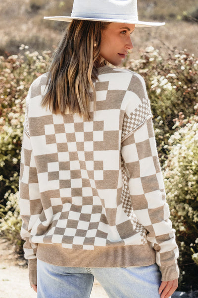Cozy Women's Khaki Checkered Drop Shoulder Sweater - Casual Chic Round Neck Pullover for Effortless Style
