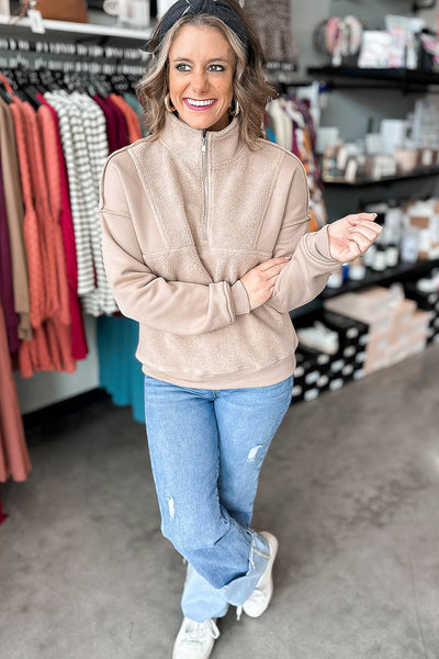 Cozy Women's Jet Stream Sherpa Patchwork Quarter Zip Pullover Sweatshirt - Stylish Layering Essential in Soft Colors