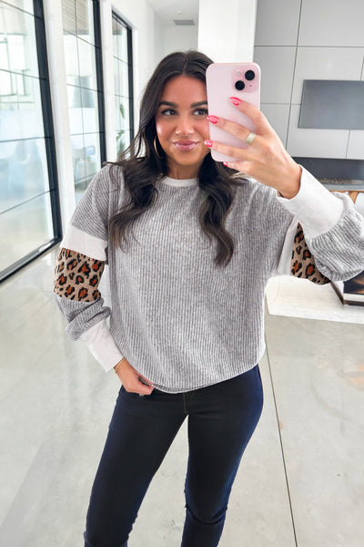 Women's Gray Ribbed Knit Colorblock Top with Leopard Contrast