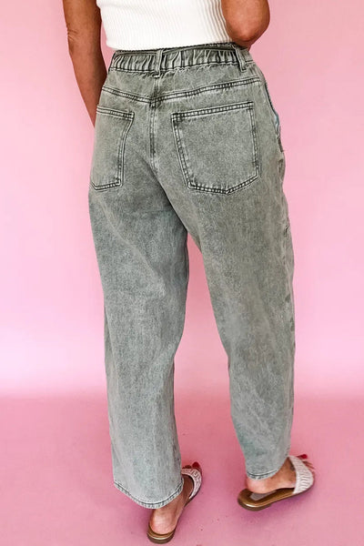Chic Women's Gray Pleated Barrel Pants Comfortable Back Track Design for Effortless Everyday Style