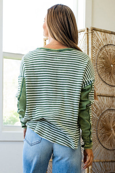 Trendy Women's Striped Long Sleeve Top - Casual Fit for Everyday Layering in Versatile Colors and Styles