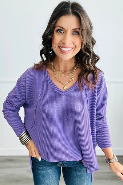Wisteria Women's Stylish Twisted Ribbed Long Sleeve V-Neck Top in Soft Purple - Comfortable Fit with Exposed Seams
