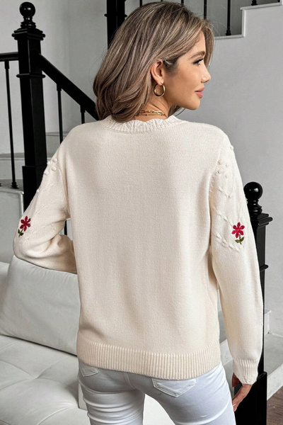 Chic Women's Beige Floral Embroidered Pullover Sweater with Textured Details for Cozy Comfort and Everyday Style