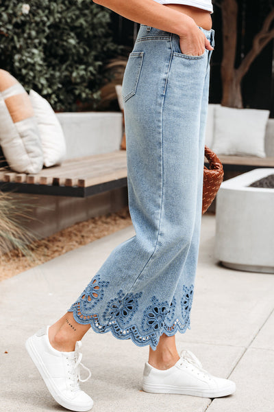 Chic High-Waisted Wide Leg Jeans for Women in Classic Blue - Comfortable Fit for Effortless Style and Everyday Wear