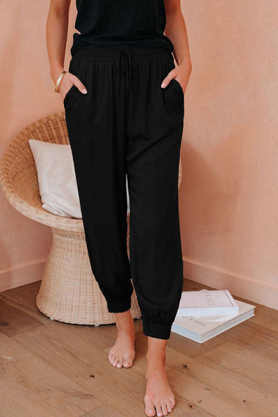 Trendy Women's Cropped Joggers - Soft, Comfortable Athletic Pants for Casual Style and Everyday Wear