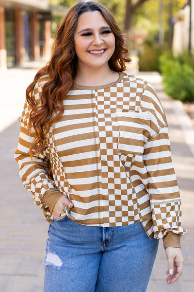 Elegant Plus Size Women's Top in Soft, Comfortable Fabric - Flattering Fit for Casual Days and Stylish Outings