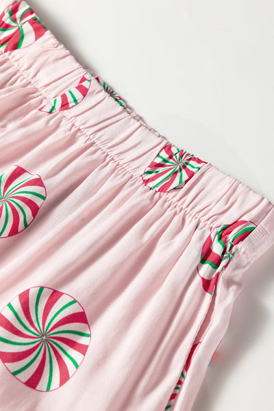 Cozy Women's Christmas Pajama Set - Festive Holiday Sleepwear, Soft Cotton, Relaxed Fit, Cute Red and Green Design