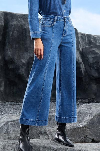 Chic High-Waisted Blue Jeans for Women - Slim Fit Denim for Effortless Everyday Style and Comfort