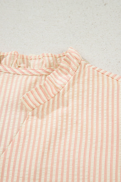 Stylish Women's Striped Blouse - Flattering Casual Top in Soft Fabric for Effortless Everyday Elegance