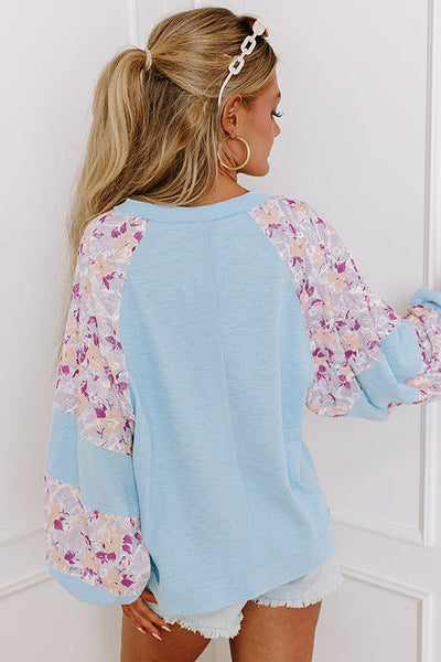 Women's Stylish Women's Beau Blue Floral Patchwork Balloon Sleeve Blouse - Chic Textured Top for Effortless Casual Looks