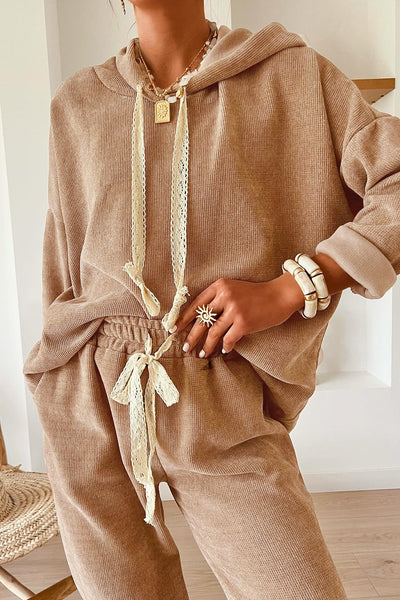 Women's Relaxed Ribbed Knit Hoodie and Jogger Set in Camel