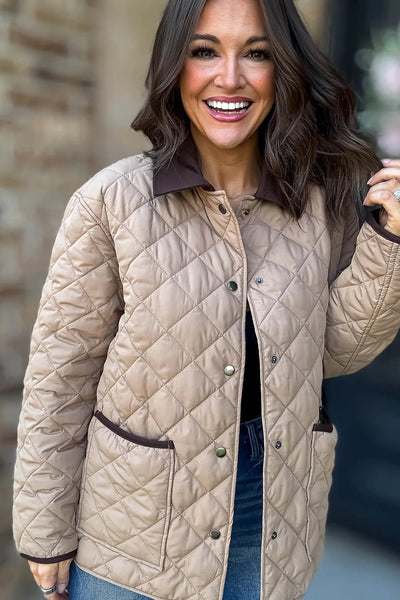 Cozy Women's Color Block Quilted Winter Jacket in Parchment with Snap Buttons and Pockets for Chic Warmth