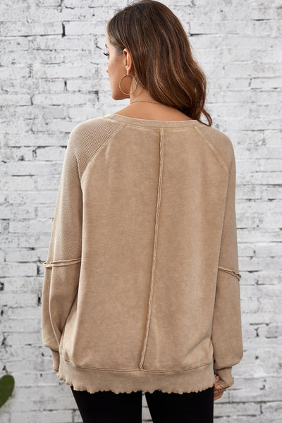 Cozy Women's French Beige Waffle Knit Raglan Sweatshirt with Stylish Patchwork Design for Casual Comfort