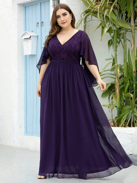 Women's Lace Accent Plus Size V-Neck Evening Dress with Belt
