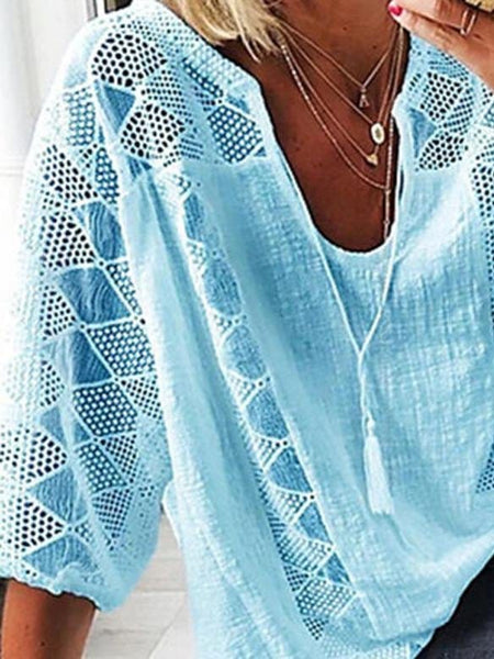 Lace Stitching U-neck 3/4 Sleeve Blouse with practical styling and dependable silhouette control.