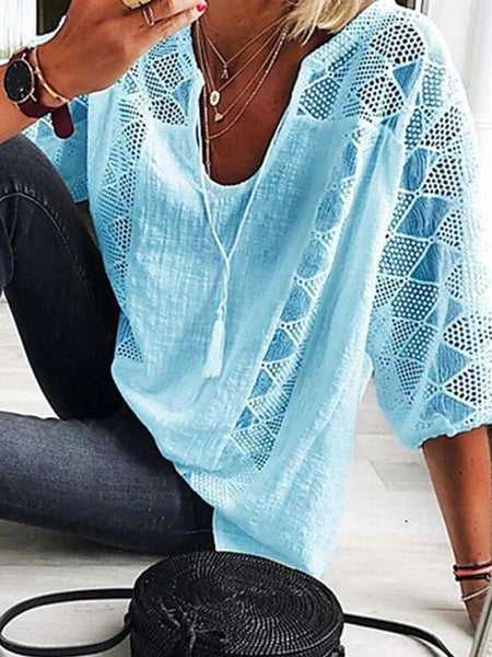 Lace Stitching U-neck 3/4 Sleeve Blouse with practical styling and dependable silhouette control.