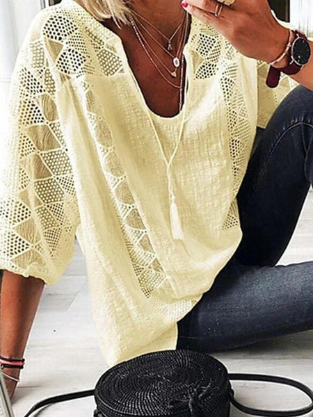 Lace Stitching U-neck 3/4 Sleeve Blouse with practical styling and dependable silhouette control.