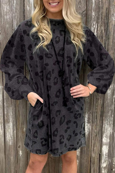 Loose Leopard Print Crew Neck Short Sleeve Dress