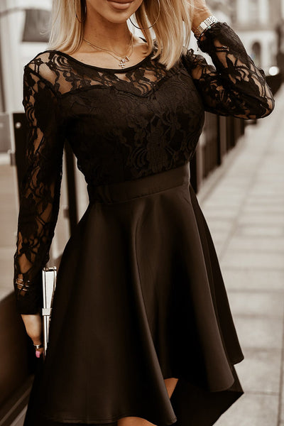 Lace Long-Sleeve High-Low Evening Dress in Noir with practical styling and dependable silhouette control.