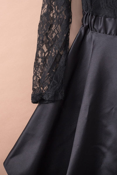 Lace Long-Sleeve High-Low Evening Dress in Noir with practical styling and dependable silhouette control.