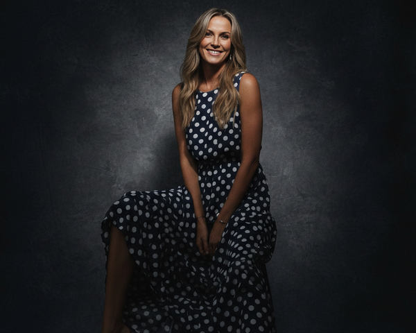 Polka Dot Print Round Neck Casual Dress with practical styling and dependable silhouette control.