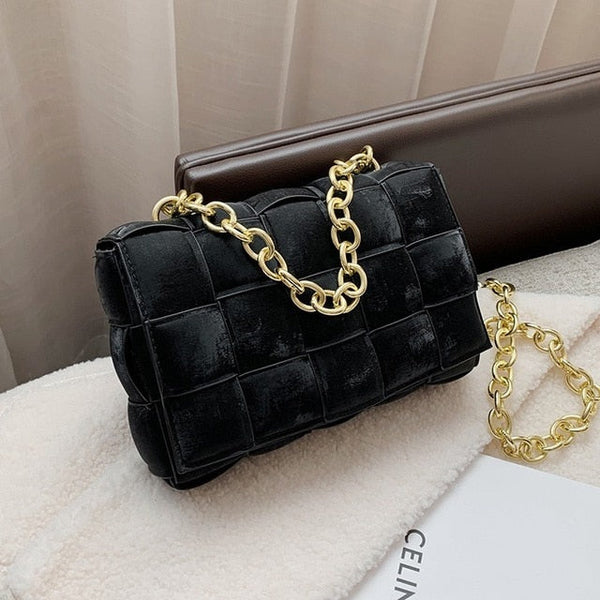 Luxurious Emboss Purse