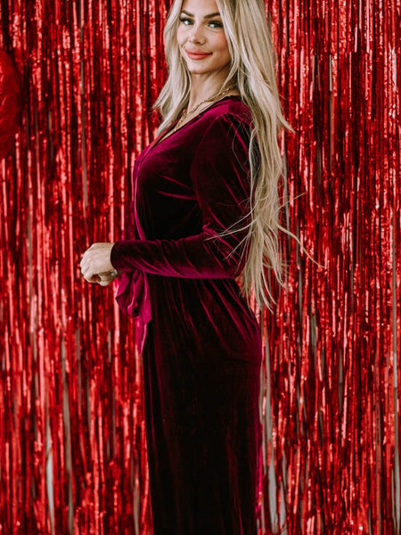 Velvet Jumpsuit with Long Sleeves: Warm and Sophisticated