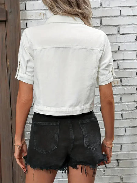 Women's Comfortable Denim Vest made for easy styling and wardrobe coordination, with premium-like structure and finish.