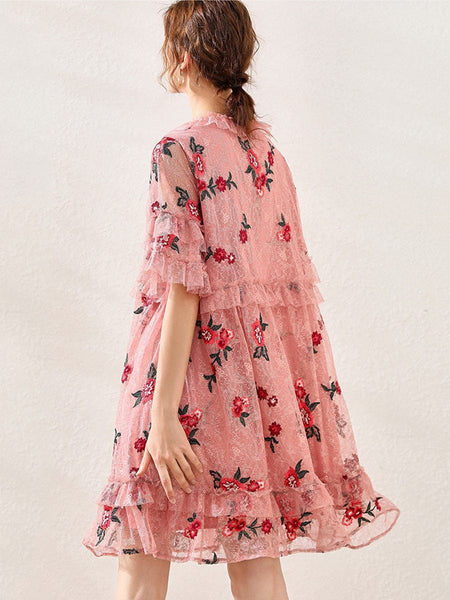 Size Curve Dresses Lace Embroidery Slimming Mini Dress