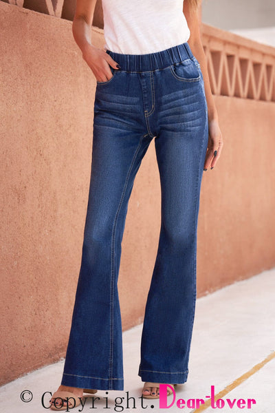 Women's Seamed Flare Denim Pants in Pants & Culotte