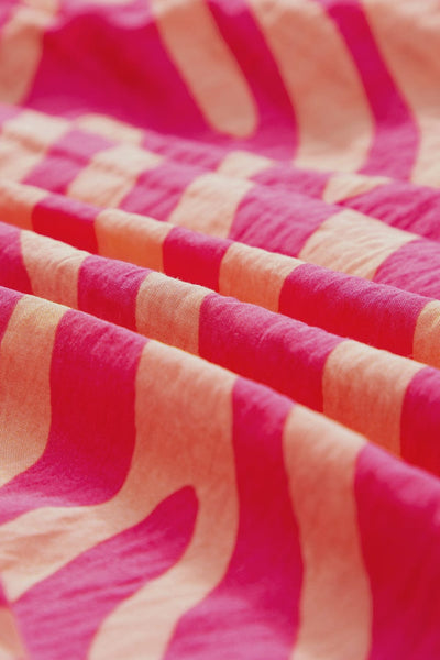Floral Ruffle Sleeve Shift Dress in Neon Pink and Orange with practical styling and dependable silhouette control.