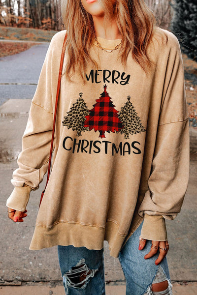 Women's Mineral Wash Relaxed Pullover with Exposed Seams made for easy styling and wardrobe coordination, with premium-like structure and finish.